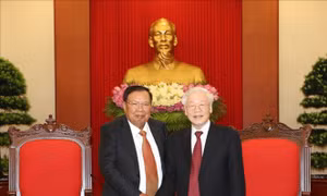Tổng Bí thư, Chủ tịch nước Nguyễn Phú Trọng tiếp Tổng Bí thư, Chủ tịch nước Lào