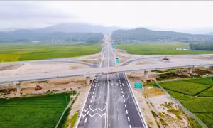 Gấp rút thi công cao tốc Diễn Châu – Bãi Vọt