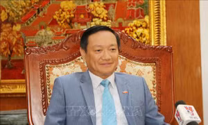 Công an Việt Nam và Công an Lào đồng hành cùng phát triển