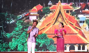 Khai mạc Liên hoan Nghệ thuật quần chúng đồng bào dân tộc Kinh - Khmer - Hoa