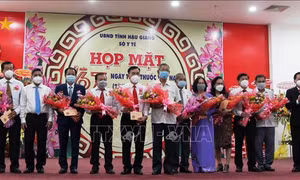 Hậu Giang chú trọng phát triển hoàn thiện hệ thống chăm sóc sức khỏe ban đầu