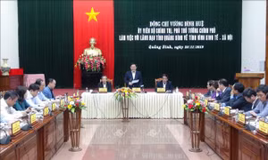 Phó Thủ tướng Vương Đình Huệ làm việc tại tỉnh Quảng Bình về tình hình kinh tế - xã hội năm 2019