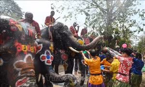Thái Lan bắt đầu các hoạt động mừng tết cổ truyền Songkran 