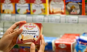Trung Quốc mở rộng điều tra chống trợ cấp đối với sản phẩm bơ sữa của EU 