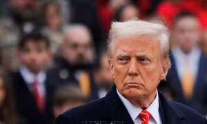 Tổng thống Trump có động thái bất ngờ đối với Tổng thống Zelensky
