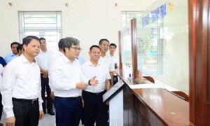 Phó Chủ tịch UBND TP Hà Nội Trương Việt Dũng kiểm tra mô hình chính quyền hai cấp