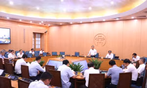Chủ tịch UBND TP Hà Nội Vũ Đại Thắng chủ trì cuộc họp nghe báo cáo về công tác bảo đảm thoát nước chống úng ngập trên địa bàn.
