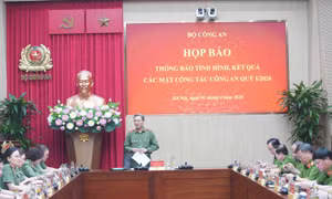 Bộ Công an thông tin khởi tố Cục trưởng Cục Môi trường Hoàng Văn Thức.