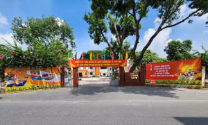 Trụ sở xã Thư Lâm.