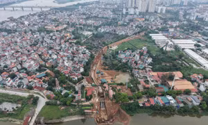 Cận cảnh kênh dẫn nước 7,7 km từ sông Hồng ‘hồi sinh’ sông Tô Lịch