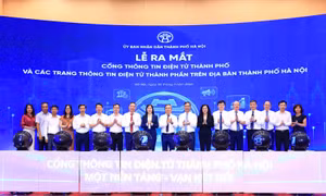 Hà Nội ra mắt nền tảng Cổng Thông tin điện tử thành phố và trang thông tin thành phần