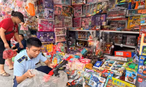Hà Nội: Thu giữ, buộc tiêu hủy gần 1.500 sản phẩm phục vụ Tết Trung thu