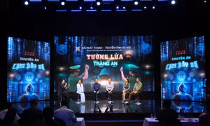 Bộ phim "Tường lửa Tràng An" do Đài Phát thanh - Truyền hình Hà Nội thực hiện.