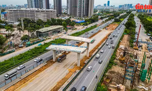 Hà Nội rào chắn nhiều đoạn Đại lộ Thăng Long để thi công nút giao Vành đai 3,5