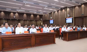 Đại biểu dự hội nghị tập huấn chuyên đề về ứng dụng trí tuệ nhân tạo và phát triển kinh tế số.