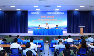 Đại biểu tham dự buổi đối thoại.