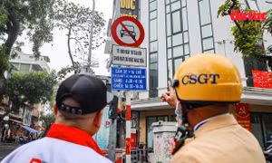Đề xuất mở rộng phạm vi hạn chế xe ô tô trên 16 chỗ tại phường Hoàn Kiếm.