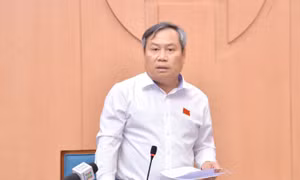 Chủ tịch Hà Nội giải thích lý do thu hẹp đối tượng chuyển đổi xe xăng sang xe điện.