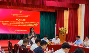 Hà Nội xử lý gần 10.000 vụ buôn lậu, hàng giả, nộp ngân sách hơn 1.600 tỷ đồng.