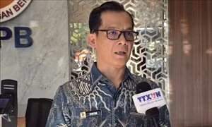 Indonesia ứng phó thiên tai kép