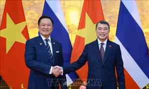 Thủ tướng Lê Minh Hưng chủ trì lễ đón trọng thể Thủ tướng Thái Lan