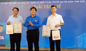 Gần 1.900 tác phẩm tham gia sáng tác tranh cổ động tuyên truyền Đại hội Đoàn XIII