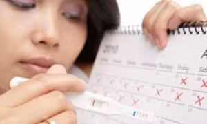 Giải mã tâm trạng thất thường của nữ giới trước ngày 'đèn đỏ'
