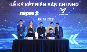 VinBus và NAPAS ký kết thỏa thuận hợp tác thanh toán thẻ vé điện tử