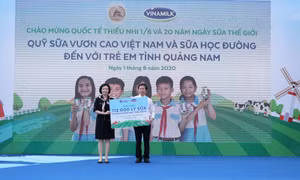 Trên 1.300 trẻ em Hà Nội được chăm sóc dinh dưỡng từ Vinamilk và Quỹ sữa Vươn cao Việt Nam