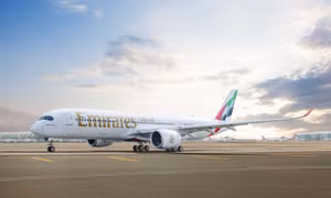 Chiếc A350 đầu tiên gia nhập đội bay của Emirates