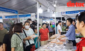 Chương trình Hội chợ Xúc tiến tiêu dùng 2024 'Rộn ràng mua sắm'