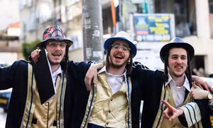 Người dân Israel ăn mừng lễ hội Purim