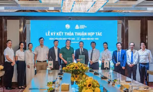 Bệnh viện Hữu nghị Việt Đức và Bệnh viện Mặt Trời ký kết hợp tác chuyên môn: Mở rộng mạng lưới chăm sóc sức khỏe chất lượng cao