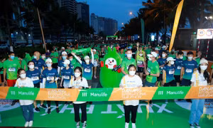 Manulife Da Nang International Marathon lan tỏa thông điệp sống khỏe và hy vọng
