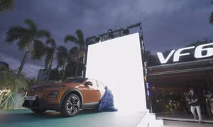 VinFast chính thức ra mắt mẫu SUV điện VF 6 dành cho gia đình Việt