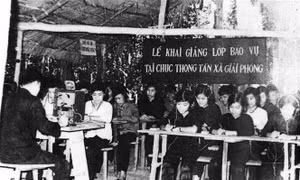Tản mạn chuyện tình Thông tấn!