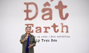 VCCA giới thiệu triển lãm ‘Đất – EARTH’ của họa sĩ Lý Trực Sơn