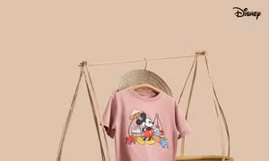 Văn hóa đường phố Việt được tôn vinh trên sản phẩm của UNIQLO