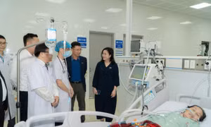 GELEX trao tặng trang thiết bị y tế và hỗ trợ nâng cấp phòng bệnh tại tỉnh Nghệ An