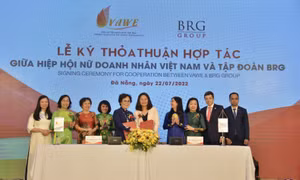 Tập đoàn BRG ký thoả thuận hợp tác với Hiệp hội Nữ Doanh nhân Việt Nam