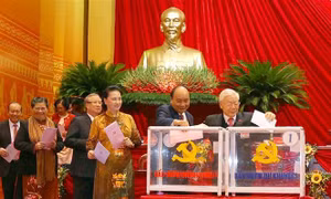 Bỏ phiếu bầu Ban Chấp hành Trung ương khóa XIII