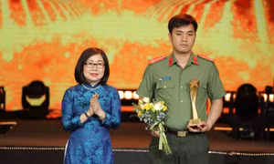 Giải Thể thao Cống hiến: 'Gương mặt thể thao của năm' thuộc về xạ thủ Trịnh Thu Vinh