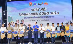 Sôi động Ngày hội ‘Thanh niên công nhân – Lan toả năng lượng tích cực’ tại Đồng Nai