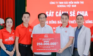 Generali Việt Nam sát cánh cùng các gia đình chịu ảnh hưởng bão lũ