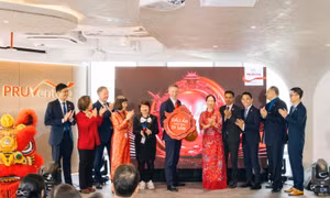 Prudential nhân rộng mô hình Trung tâm chăm sóc khách hàng mới tại Lotte Mall Tây Hồ