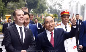 Thủ tướng Liên bang Nga Dmitry Medvedev kết thúc chuyến thăm chính thức Việt Nam