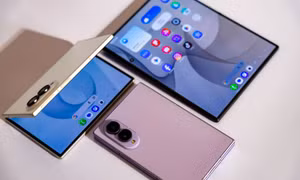 Samsung ra mắt thế hệ Galaxy Gập Chuẩn Mới