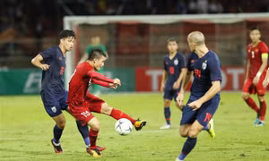Vòng loại World Cup 2022: Chơi phòng ngự tập trung, đội tuyển Việt Nam cầm hòa Thái Lan trong hiệp 1