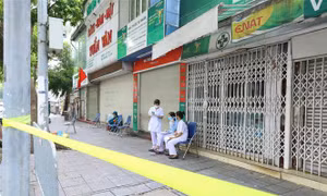 Người dân Hà Nội được ra đường trong những trường hợp nào khi giãn cách toàn xã hội?