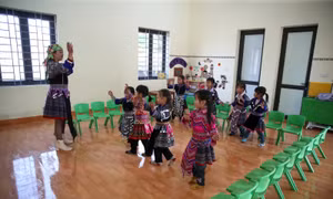 Mang mùa Xuân ấm áp đến với học sinh vùng cao 